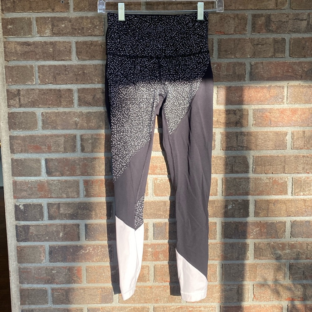 Lululemon Wunder Under Black Athletic Leggings Speckled Panels, White Colorblock